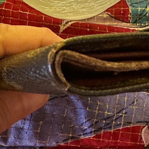 Vintage Louis Vuitton Bi-fold wallet. - Picture 13 of 16